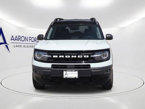 Used 2024 Ford Bronco Sport Outer Banks w/ Tech Package AWD/4WD image 2