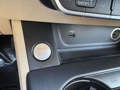 Used 2019 Audi A4 2.0T allroad Premium w/ Convenience Package image 38