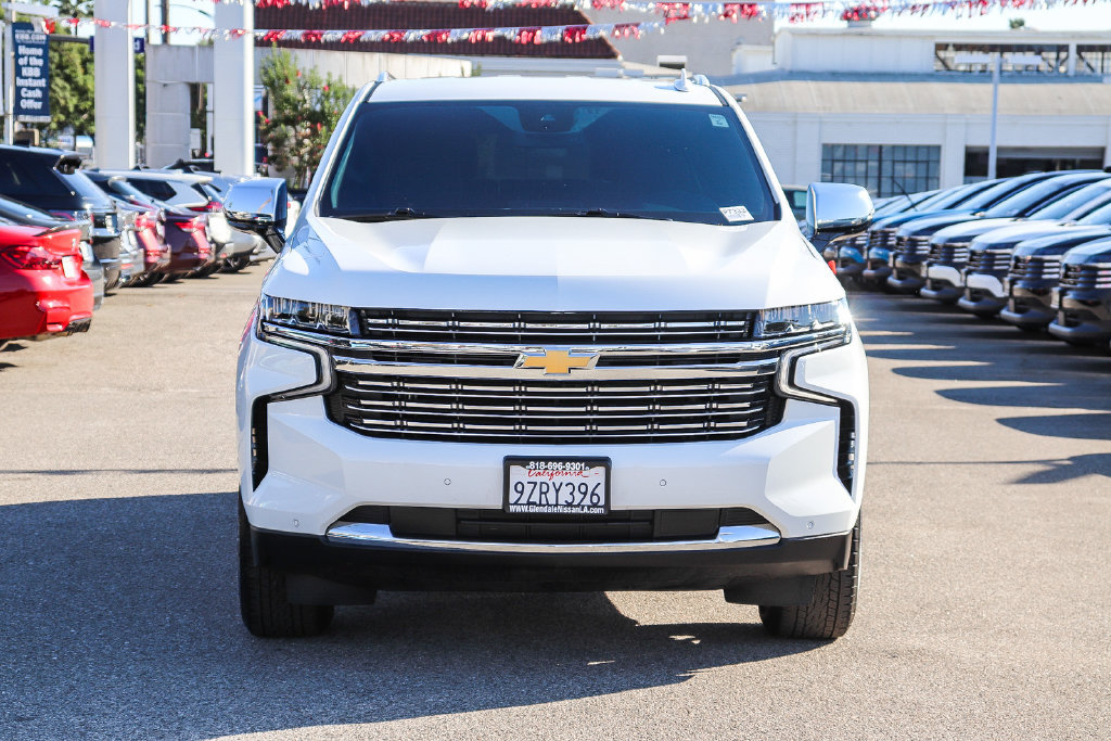 Used 2024 Chevrolet Tahoe Premier RWD image 2