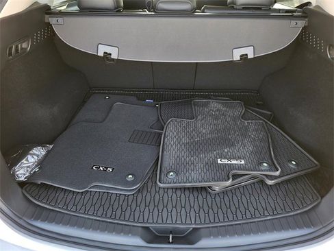New 2025 MAZDA CX-5 AWD 2.5 S w/ Preferred Package image 9