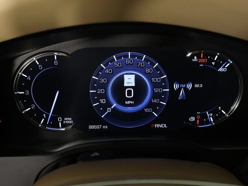 Used 2019 Cadillac Escalade Platinum AWD/4WD image 57