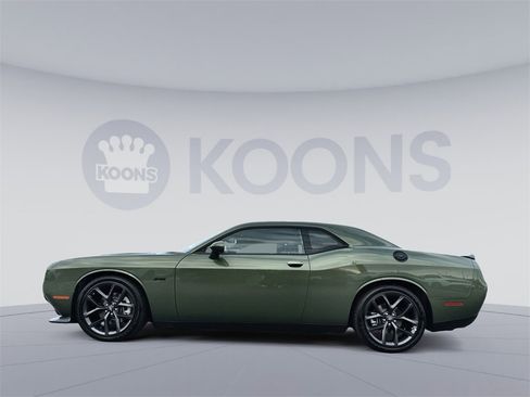 Used 2023 Dodge Challenger R/T w/ Plus Package image 2