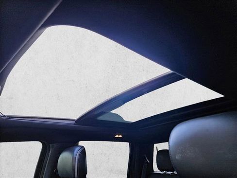 Used 2020 Ford F150 Platinum w/ Equipment Group 701A Luxury image 16