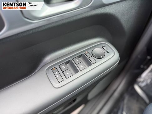 Used 2024 Hyundai Santa Fe SEL AWD/4WD image 17