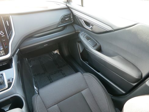 Used 2023 Subaru Outback Premium image 11