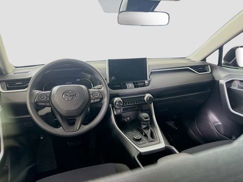 Certified 2024 Toyota RAV4 LE image 20