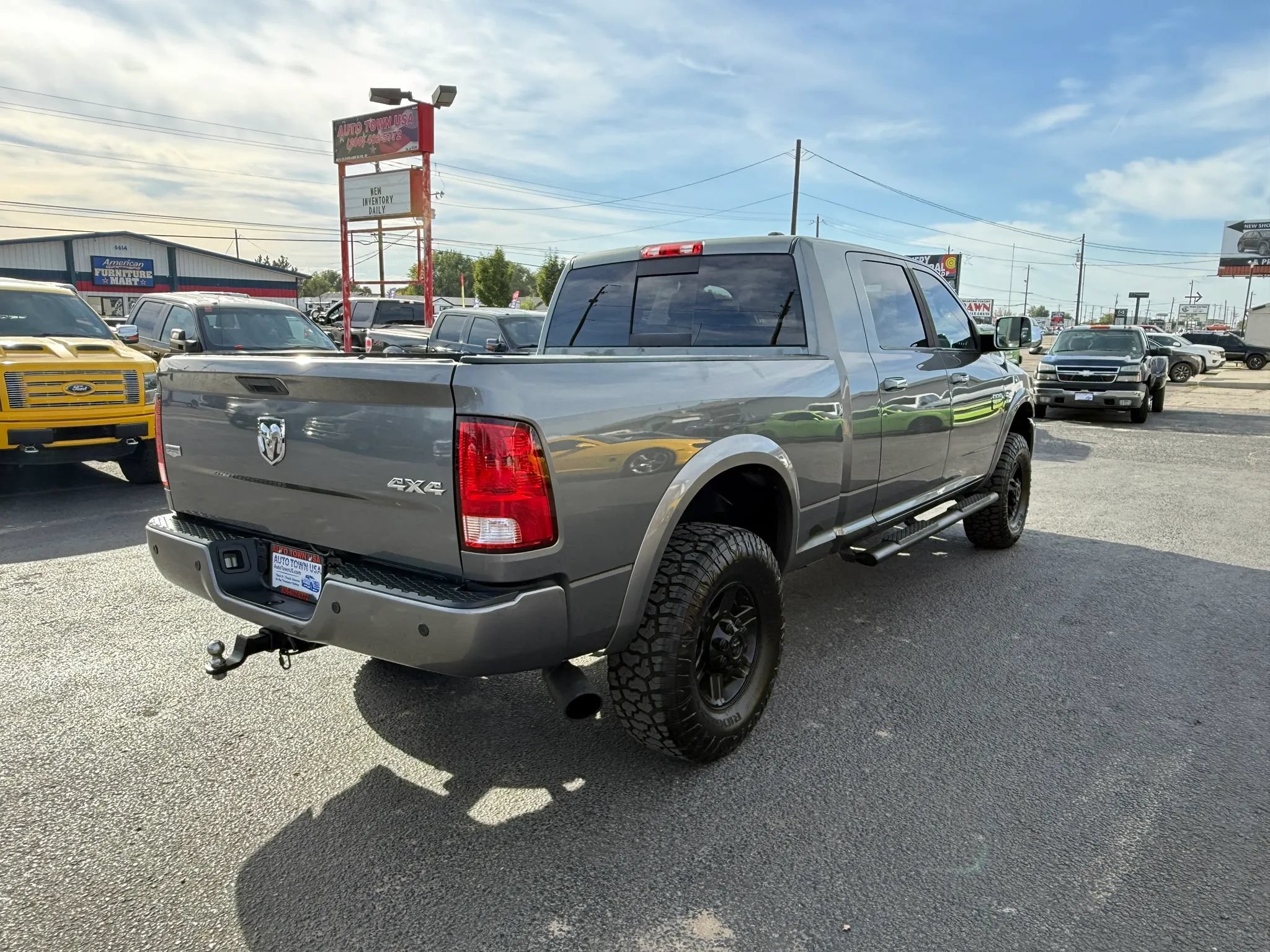 Used 2011 RAM 2500 Laramie w/ Cold Weather Group AWD/4WD image 5