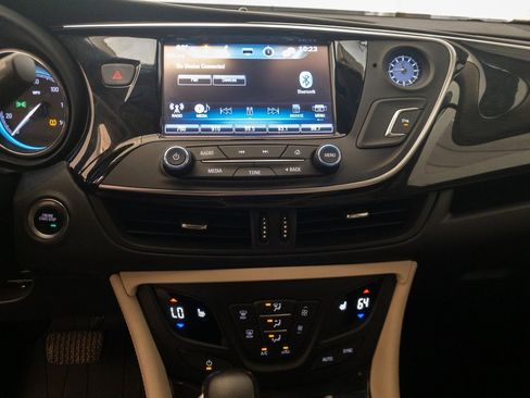 Used 2018 Buick Envision Preferred image 21