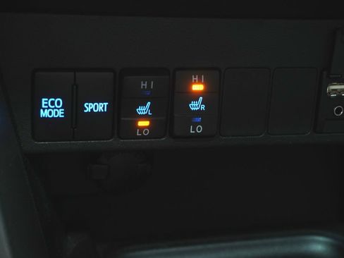 Used 2017 Toyota RAV4 Limited w/ All Weather Liner Package AWD/4WD image 20