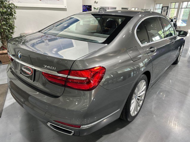 Used 2016 BMW 740i w/ Executive Package 2 RWD image 28