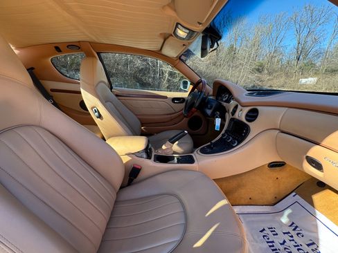 Used 2005 Maserati Coupe Cambiocorsa RWD image 24