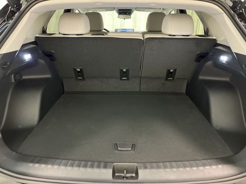 Used 2024 Honda Prologue EX image 23
