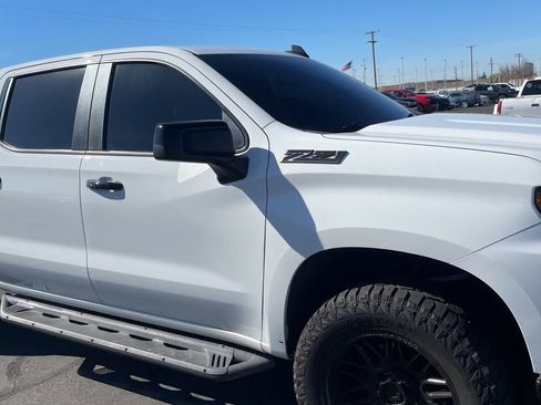 Used 2021 Chevrolet Silverado 1500 LT Trail Boss w/ Bed Protection Package image 14