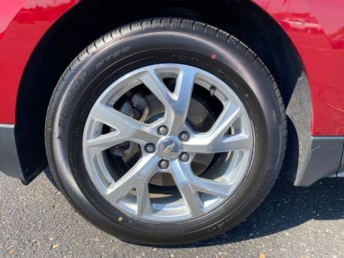 Used 2020 Chevrolet Equinox LT image 23