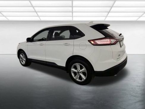 Used 2017 Ford Edge SE image 6