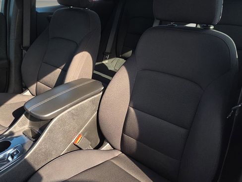 Used 2024 Chevrolet Malibu LT image 24