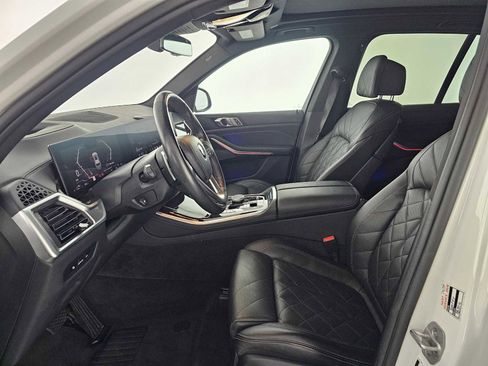 Used 2024 BMW X5 xDrive50e image 20
