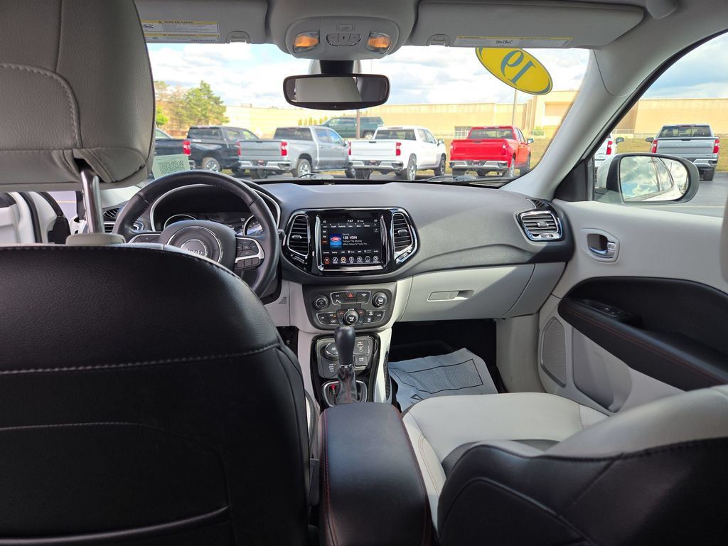 Used 2019 Jeep Compass Limited w/ Safety & Security Group AWD/4WD image 17