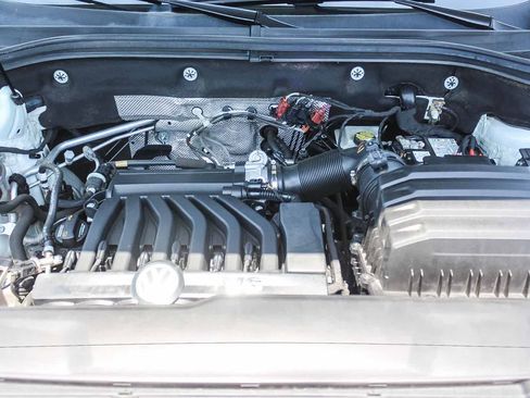 Used 2019 Volkswagen Atlas SE w/ Towing Package FWD image 38