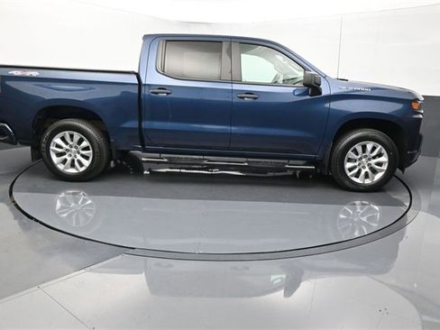 Used 2019 Chevrolet Silverado 1500 Custom w/ Custom Convenience Package image 6