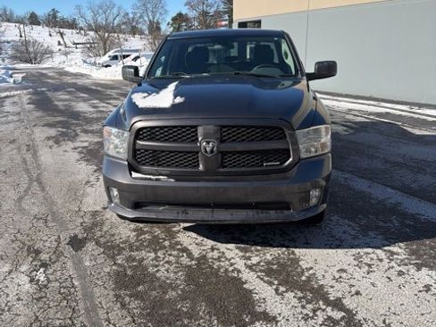 Used 2014 RAM 1500 Express image 9