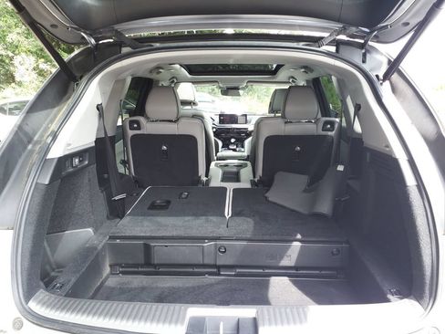 Used 2022 Acura MDX SH-AWD w/ Advance Package image 15