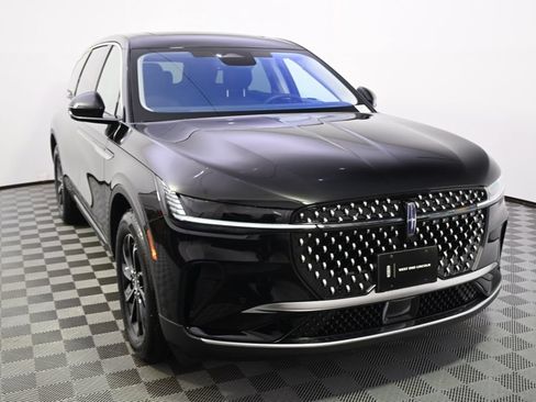 New 2026 Lincoln Nautilus Premier w/ Equipment Group 102A AWD/4WD image 9