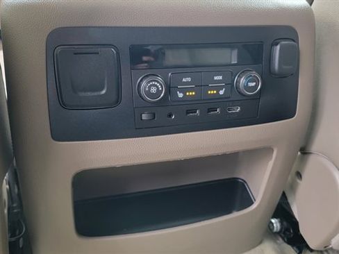 Used 2017 GMC Yukon SLT w/ Open Road Package image 70