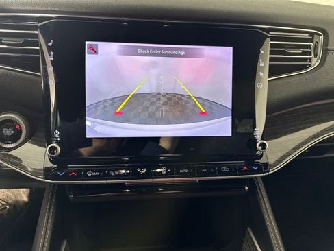 Used 2022 Jeep Wagoneer Series III w/ Flexible Seating Group image 42