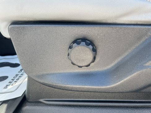 Used 2023 Ford F250 XL w/ FX4 Off-Road Package image 19