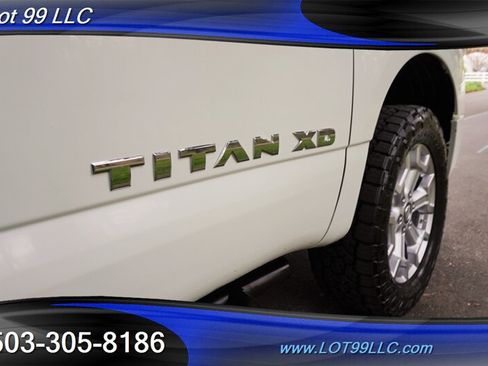 Used 2021 Nissan Titan SV w/ SV Convenience Package AWD/4WD image 35