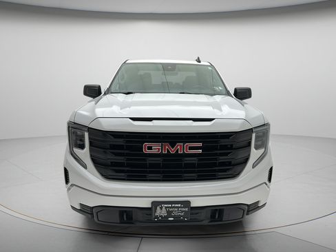 Used 2024 GMC Sierra 1500 Pro w/ Graphite Edition AWD/4WD image 2