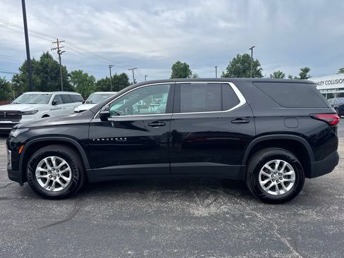 Used 2023 Chevrolet Traverse LS AWD/4WD image 8
