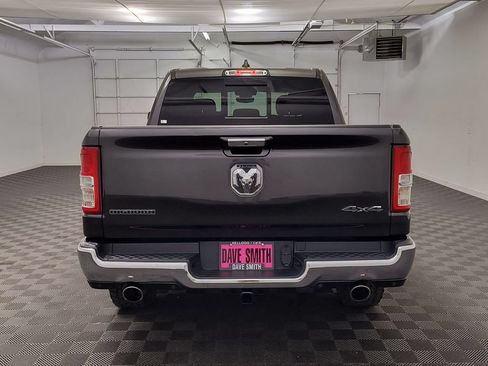 Used 2019 RAM 1500 Big Horn AWD/4WD image 9