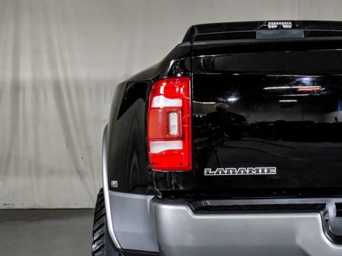 Used 2022 RAM 3500 Laramie image 43