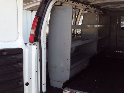 Used 2014 Chevrolet Express 1500 AWD image 10