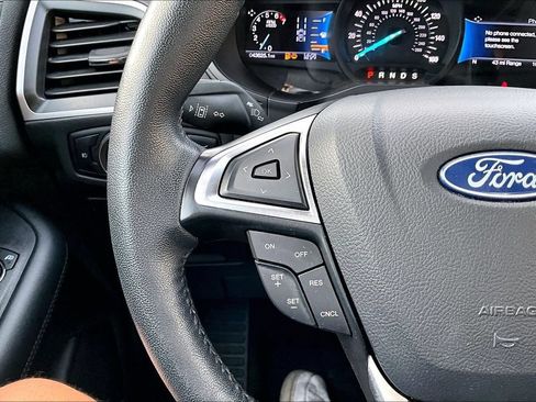 Used 2024 Ford Edge SEL w/ Convenience Package AWD/4WD image 17