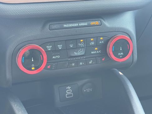 Used 2023 Ford Bronco Sport Outer Banks w/ Tech Package image 34