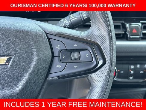 Used 2025 Chevrolet TrailBlazer LT AWD/4WD image 29