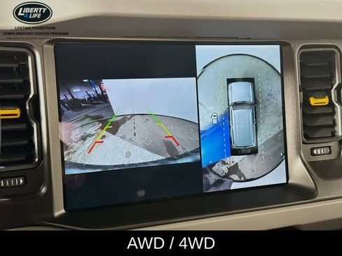 Used 2023 Ford Bronco Badlands w/ Sasquatch Package image 14