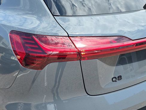 Used 2024 Audi Q8 e-tron Premium Plus w/ Prestige Package AWD/4WD image 37