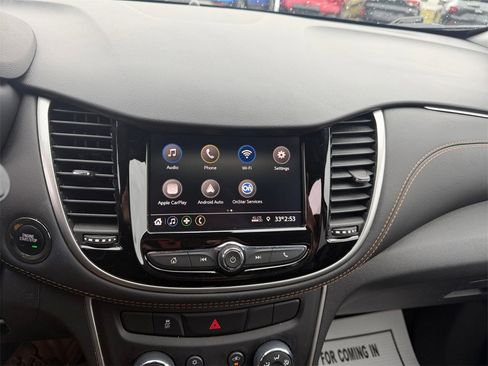 Certified 2022 Chevrolet Trax LT w/ Driver Confidence Package image 17