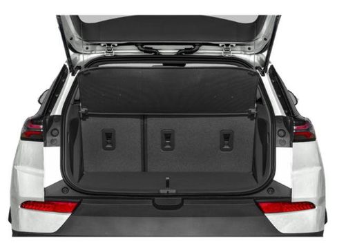 Used 2023 Chevrolet Bolt EUV Premier w/ Sun & Sound Package FWD image 14