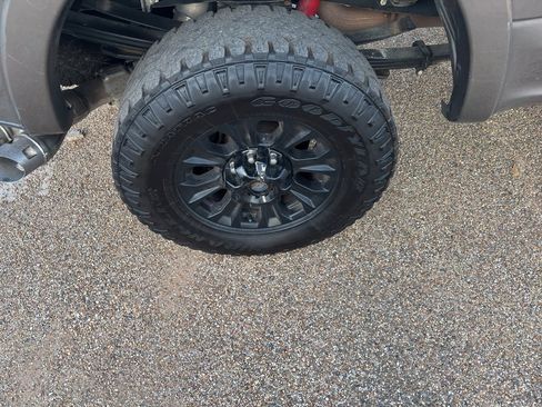 Used 2022 Ford F350 Lariat w/ Tremor Off-Road Package image 8