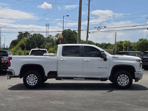 Used 2023 Chevrolet Silverado 3500 LT w/ Convenience Package AWD/4WD image 7