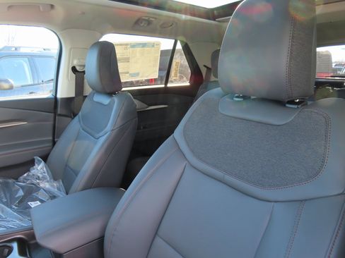 New 2026 Ford Explorer Active w/ Active Comfort Package image 14