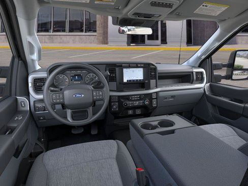 New 2024 Ford F350 XL w/ FX4 Off-Road Package AWD/4WD image 9