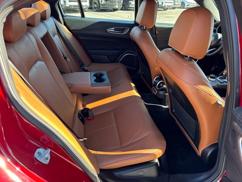 Used 2022 Alfa Romeo Giulia Ti image 13