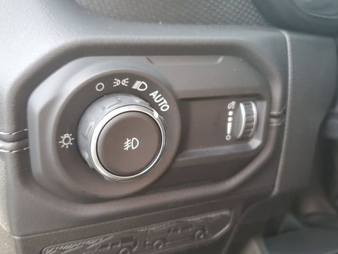 New 2026 Jeep Wrangler Unlimited Rubicon w/ Steel Bumper Group image 21