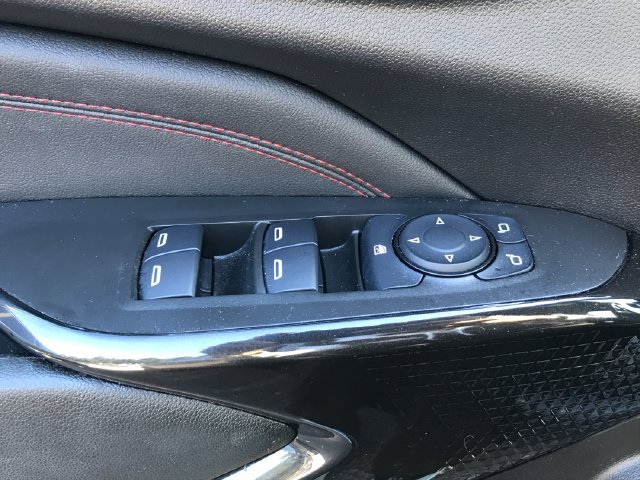 Certified 2024 Chevrolet Trax RS w/ Driver Confidence Package FWD image 10
